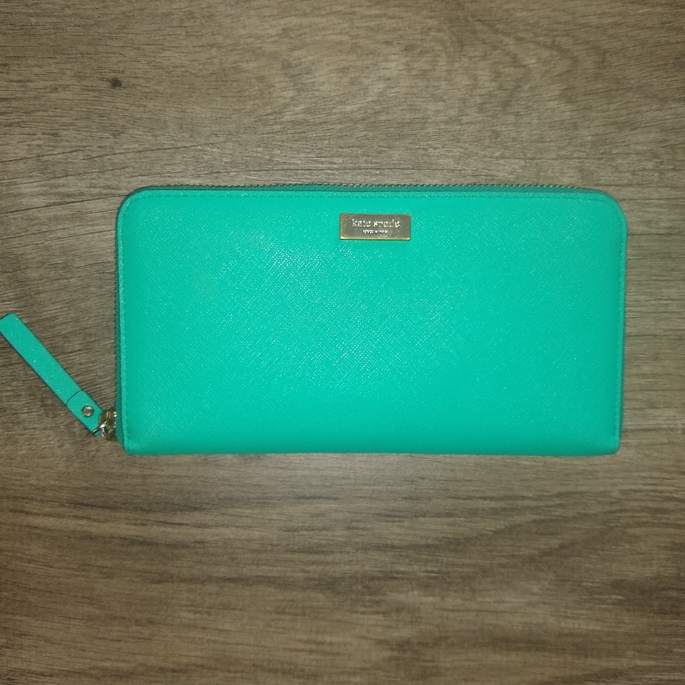 🌸kate spade wallet🌸